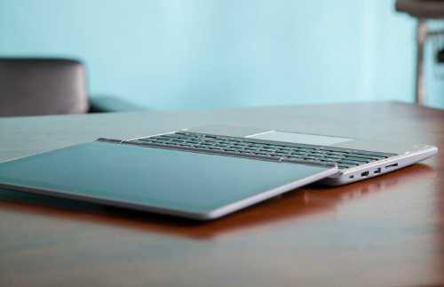 Lenovo Flex 11 Chromebook: Laptop chống va đập cực tốt, giá “ngon” - 6