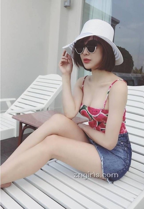 Diệp Lâm Anh khiến đàn ông Trung Quốc muốn đến Việt Nam - 2