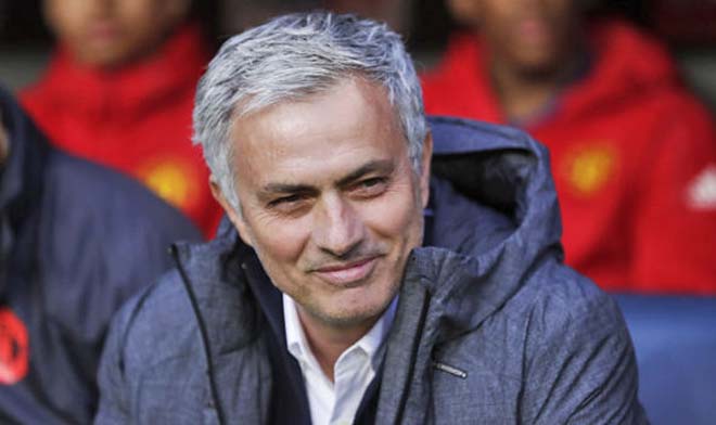 Chuyển nhượng MU: Mourinho nhắm 25 cầu thủ, rút xuống còn 3 - 1