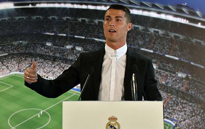 Thuyết âm mưu Ronaldo đòi rời Real: Vòi tiền, hay bị &#34;phản bội&#34;? - 2
