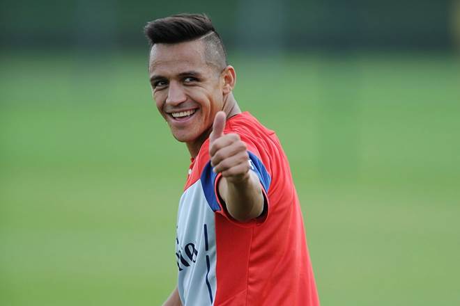 Đồng nghiệp ghen tị khi bồ của tiền đạo CLB Arsenal "bốc lửa" thế này Đồng nghiệp ghen tị khi bồ của tiền đạo CLB Arsenal "bốc lửa" thế này