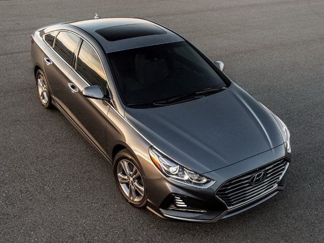 Hyundai Sonata 2018 có giá chỉ từ 500 triệu đồng Hyundai Sonata 2018 có giá chỉ từ 500 triệu đồng