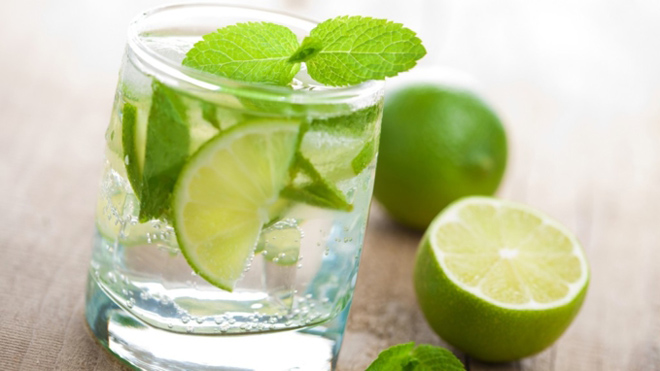 6 loại nước detox cho mùa hè tươi mát giúp da trắng khỏe 6 loai nuoc detox cho mua he tuoi mat giup da trang khoe