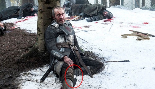 Chưa ra mắt nhưng Game of thrones và Transformers bị đoán có nhiều sạn Chua ra mat nhung Game of thrones va Transformers bi doan co nhieu san
