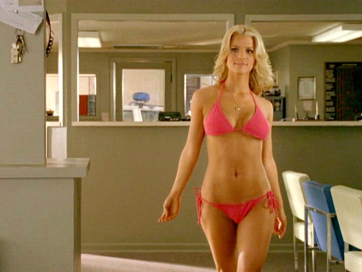 Khán giả chết &#34;đứ đừ&#34; vì những cảnh bikini quá gợi cảm trên màn ảnh - 11