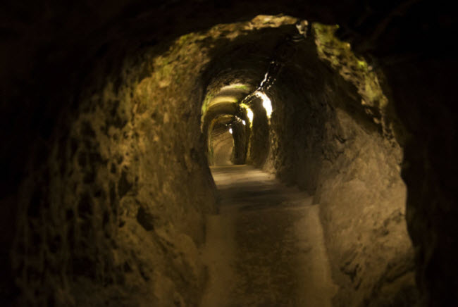 Có gì bí ẩn bên dưới thành phố ngầm độc đáo nhất thế giới - 9