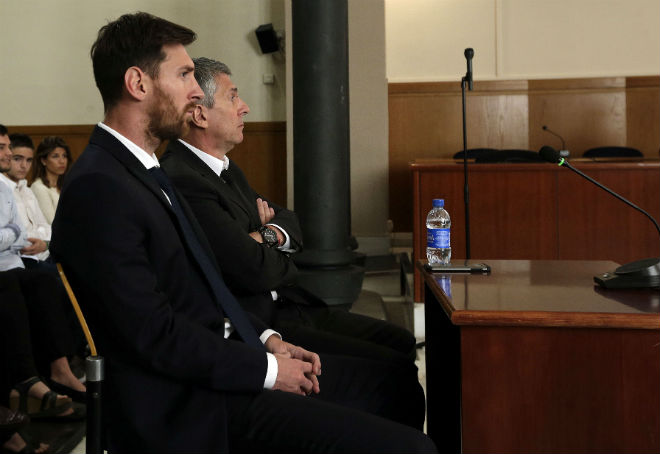 Messi - Ronaldo đến Anh: Thiên đường cho kẻ đào tẩu Messi - Ronaldo đến Anh: Thiên đường cho kẻ đào tẩu