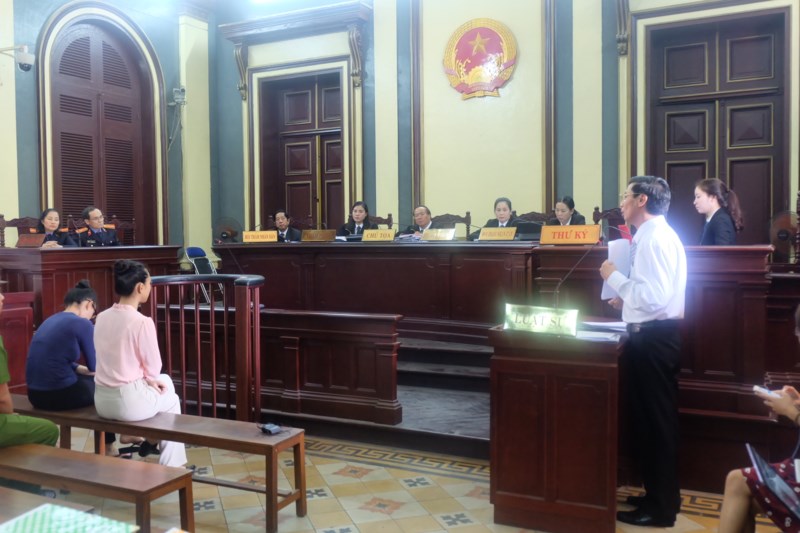 Lời khai "sinh đôi" của Phương Nga và Cao Toàn Mỹ Lời khai "sinh đôi" của Phương Nga và Cao Toàn Mỹ