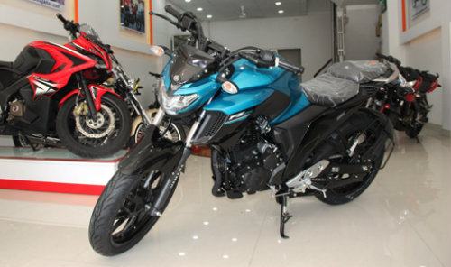 Yamaha FZ 25 Ấn Độ về Việt Nam giá hơn 60 triệu đồng Yamaha FZ 25 Ấn Độ về Việt Nam giá hơn 60 triệu đồng