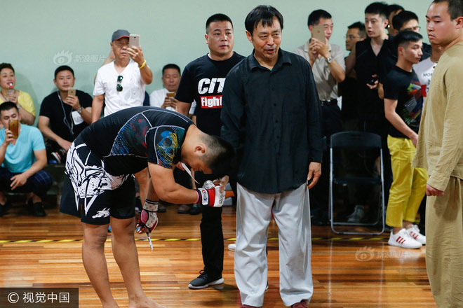 MMA, Từ Hiểu Đông "sập bẫy": Võ Trung Quốc lại bị dội nước lạnh MMA, Từ Hiểu Đông "sập bẫy": Võ Trung Quốc lại bị dội nước lạnh
