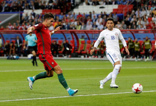Góc chiến thuật Bồ Đào Nha – Chile: Ronaldo đặt không đúng chỗ - 1