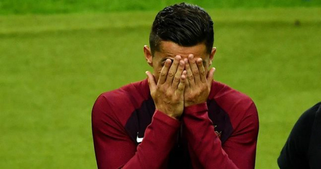 Ronaldo không được đá phạt đền, cư dân mạng chế nhạo Ronaldo không được đá phạt đền, cư dân mạng chế nhạo