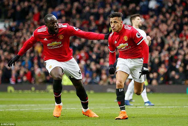 Sanchez tỏa sáng: MU-Mourinho mưu phục thù derby Manchester Sanchez tỏa sáng: MU-Mourinho mưu phục thù derby Manchester
