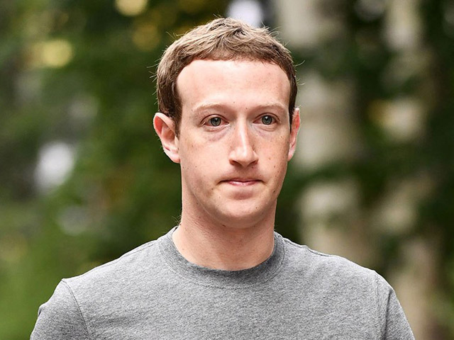 Mark Zuckerberg: Tôi vẫn là người thích hợp để lãnh đạo Facebook Mark Zuckerberg: Tôi vẫn là người thích hợp để lãnh đạo Facebook