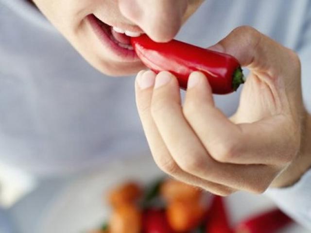 Thực hư quả ớt là thần dược cho "chuyện ấy"? Thực hư quả ớt là thần dược cho "chuyện ấy"?