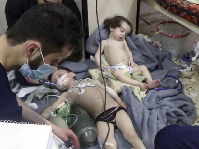Mỹ cảnh báo Nga “trả giá đắt” vì tấn công hóa học ở Syria