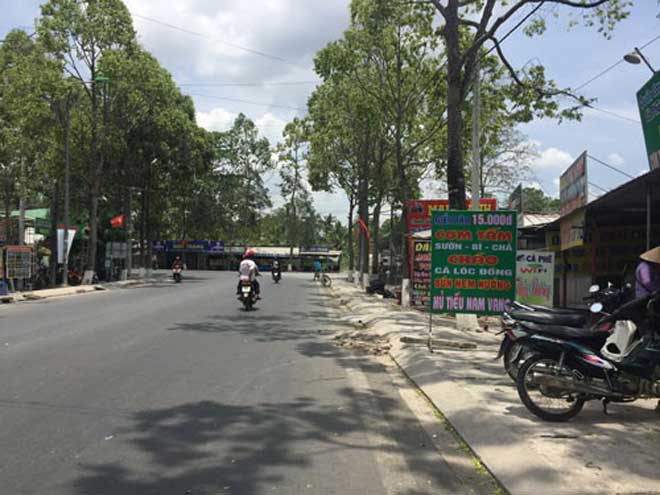 [Image: Mot-ngay-o-noi-gia-re-nhat-nuoc-ca-phe-5...ght495.jpg]