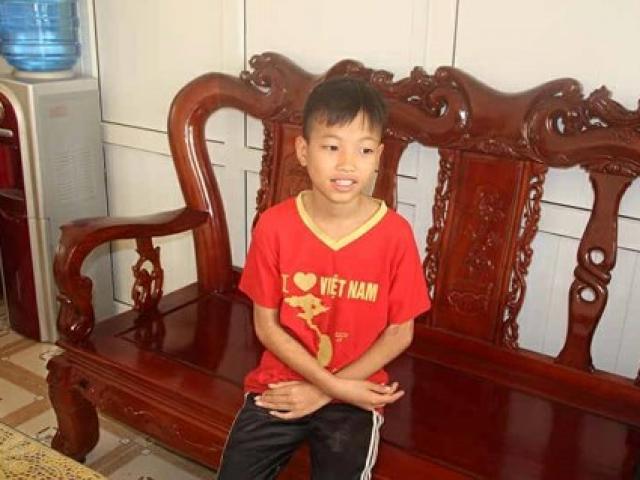Nam học sinh nghèo trả 24,5 triệu đồng cho người bị đánh rơi