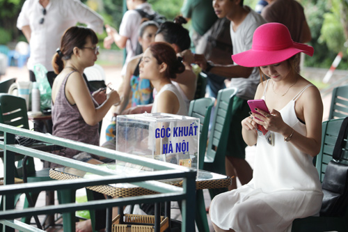 Hậu trường chụp bikini làm từ thiện gây xôn xao Hà Nội - 5