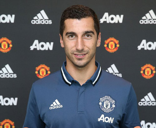Mkhitaryan tới được MU sau khi dọa bỏ tập ở Dortmund