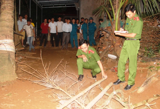 Những nhát chém oan nghiệt vào đám trẻ đang chơi bắn bi Những nhát chém oan nghiệt vào đám trẻ đang chơi bắn bi
