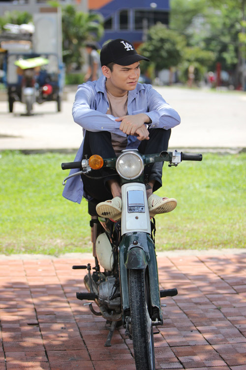 Choáng với cảnh nghèo đói của sao Việt trên màn ảnh - 10