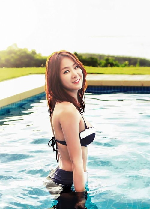 Học 4 mỹ nữ Hàn cách tập luyện để mặc bikini cực đẹp - 1
