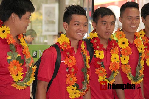 2 'siêu sao' ra sân, Việt Nam vẫn thua ở Davis Cup - 1