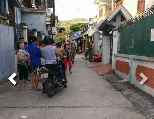 Mang quan tài đặt trước biệt thự để đòi nợ Mang quan tài đặt trước biệt thự để đòi nợ