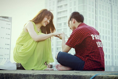 Video phim: Hari Won hôn và muốn có con với Sơn Tùng - 2