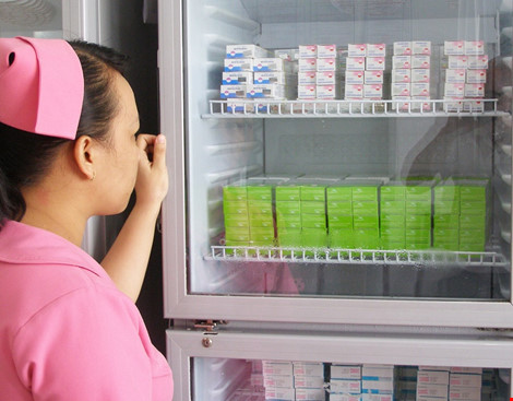 Phạt 10 cơ sở sai phạm trong công tác tiêm chủng - 1