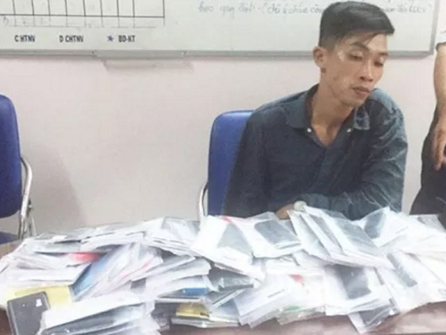 Một giờ trộm được 120 chiếc điện thoại Một giờ trộm được 120 chiếc điện thoại
