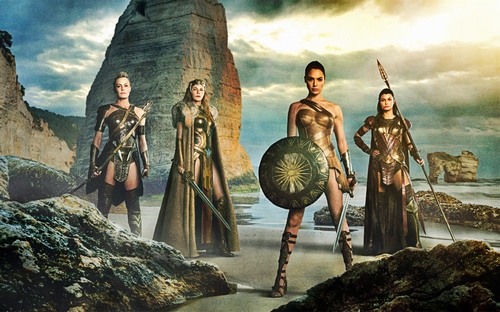 Bộ phim dự kiến sẽ khiến nhân vật Wonder Woman hot không kém Góa phụ đen của Marvel.