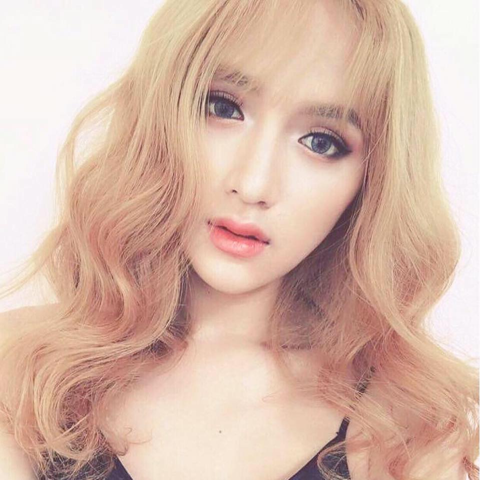 Không tin nổi cô gái &#34;tóc vàng hoe&#34; này là Hương Giang Idol - 7