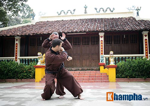Ông Tây cả đời đem võ Việt xưng bá thế giới - 10