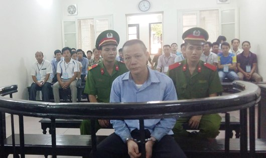 Tội ác khủng khiếp đến từ căn lều sát nghĩa trang Tội ác khủng khiếp đến từ căn lều sát nghĩa trang