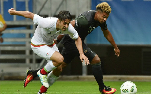 Olympic Mexico- Olympic Đức: 26 phút điên rồ Olympic Mexico- Olympic Đức: 26 phút điên rồ