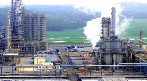 Giá dầu giảm khiến nhiều đại gia năng lượng rút khỏi VN - 1