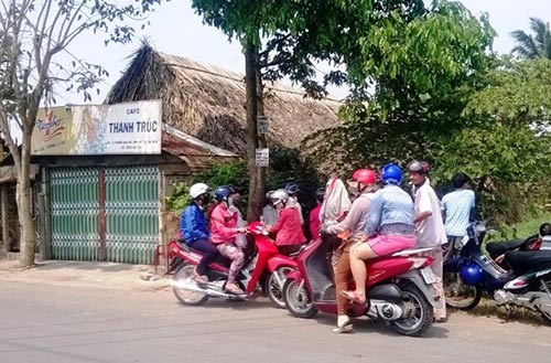 Bắt đối tượng giết người trong quán cà phê võng ở Sài Gòn Bắt đối tượng giết người trong quán cà phê võng ở Sài Gòn