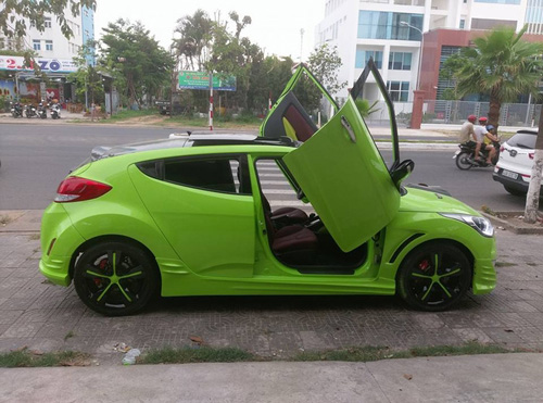 Vì sao giới độ xe Việt Nam ưa thích cửa cắt kéo của Lamborghini? - 4