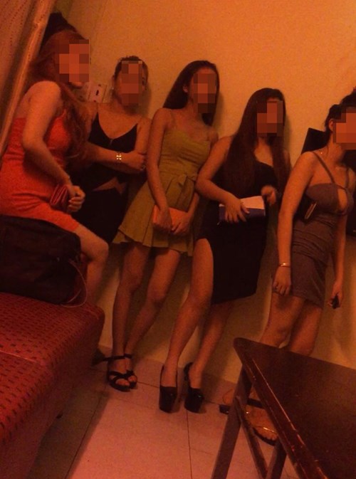 Tận thấy lầu xanh đội lốt doanh nghiệp Tận thấy lầu xanh đội lốt doanh nghiệp