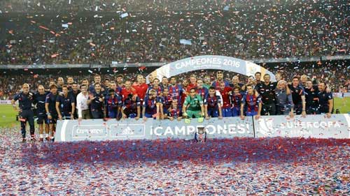 Barca đoạt Siêu cúp TBN: Danh hiệu nhỏ, niềm tin lớn Barca đoạt Siêu cúp TBN: Danh hiệu nhỏ, niềm tin lớn