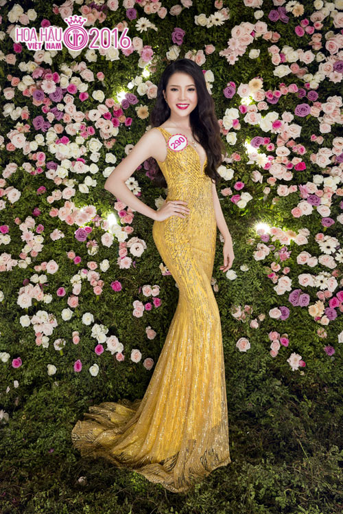 Top 33 Hoa hậu VN đẹp “chín mọng” với váy dạ hội - 8