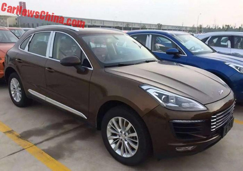 Porsche Macan “dỏm” giá chỉ 300 triệu đồng - 3