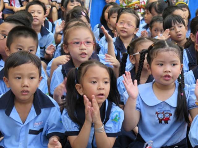 Không thể vì thu nhập mà yêu sách dạy thêm Không thể vì thu nhập mà yêu sách dạy thêm