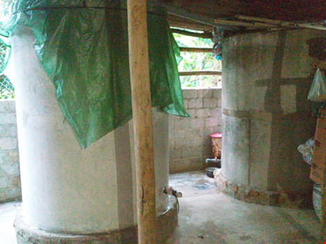 Truy bắt kẻ đổ thuốc sâu cực độc vào bể nước ở đám cưới Truy bắt kẻ đổ thuốc sâu cực độc vào bể nước ở đám cưới