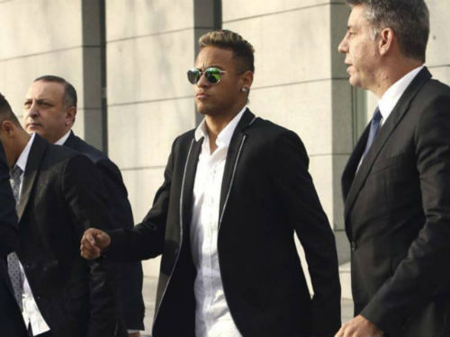 NÓNG: Barca gian lận, Neymar chính thức hầu tòa NÓNG: Barca gian lận, Neymar chính thức hầu tòa