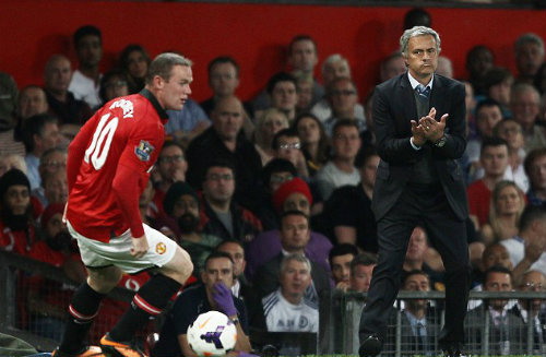 Mourinho “cấm khẩu” Rooney: Quyền lực của "Người đặc biệt" - 1