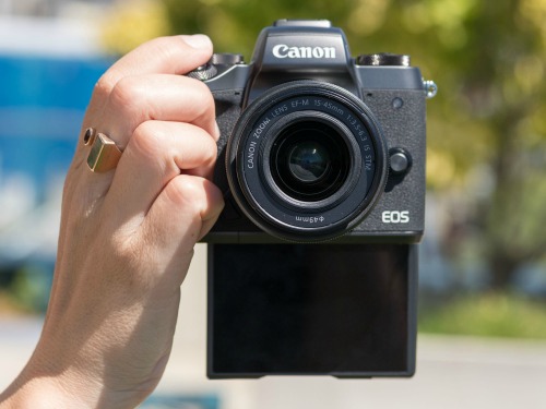 Canon EOS M5 - camera không gương lật đầu tiên của Canon - 7