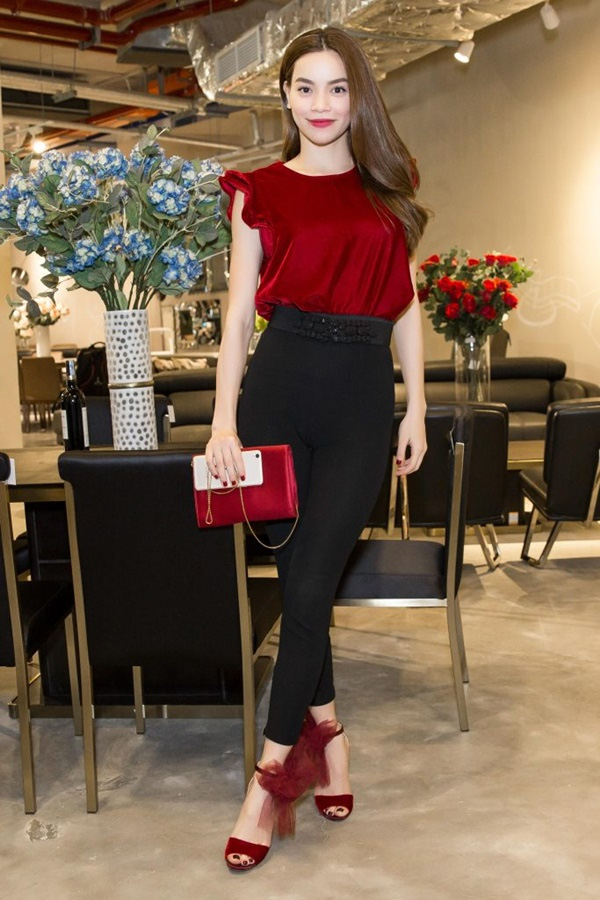 Kiều nữ Việt thu nhập khủng vẫn chuộng đồ bình dân Kiều nữ Việt thu nhập khủng vẫn chuộng đồ bình dân